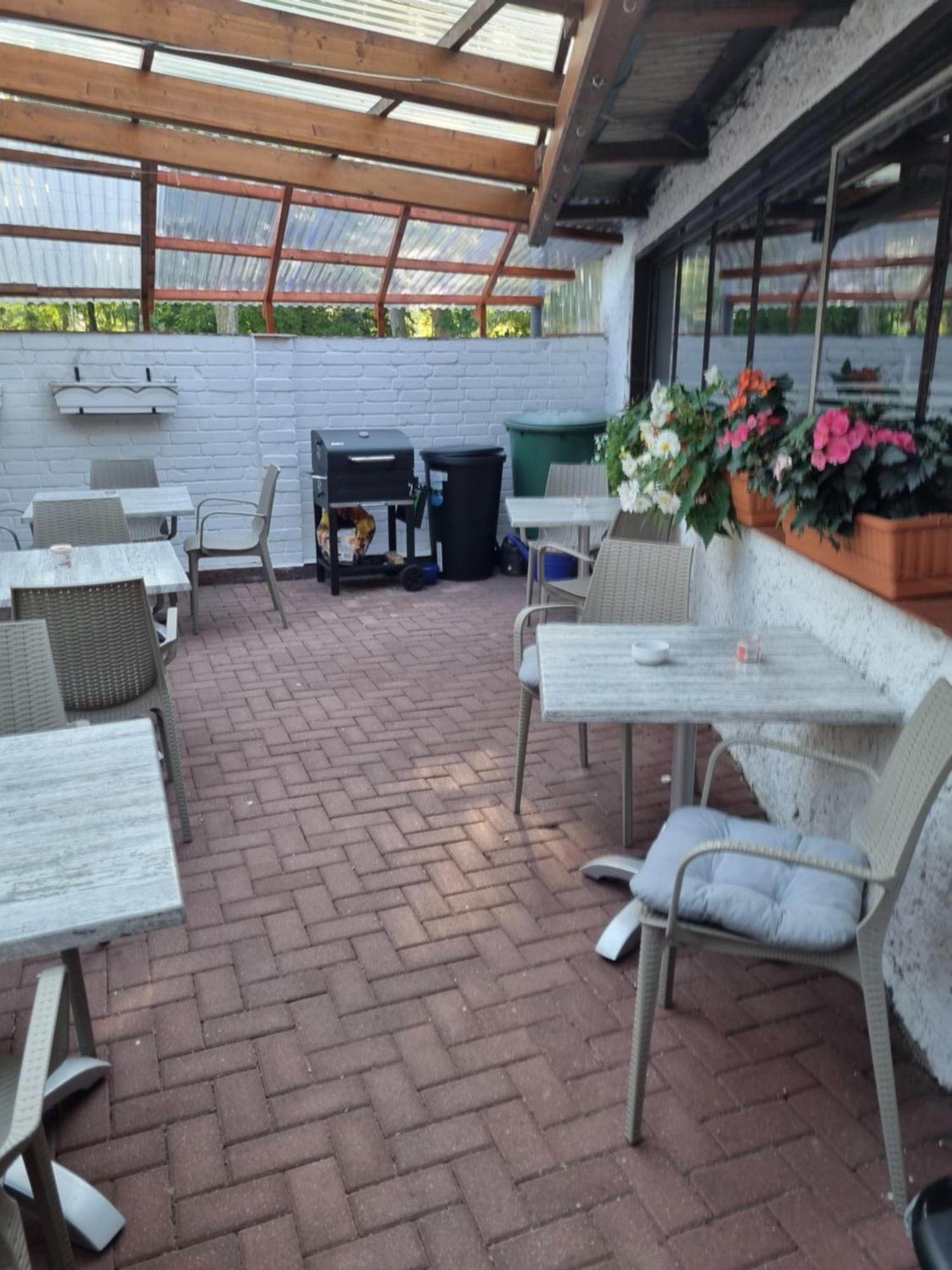 Schoene Geraeumige Ferienwohnung Am Park Heringsdorf Zewnętrze zdjęcie